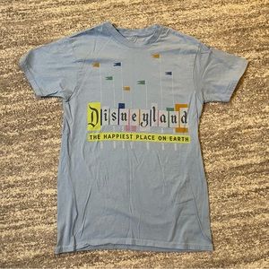 OLD DISNEYLAND SIGN GRAPHIC TEE
